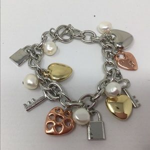Pacific Pearls Genuine White Pearls & Hearts Toggle Charm Bracelet